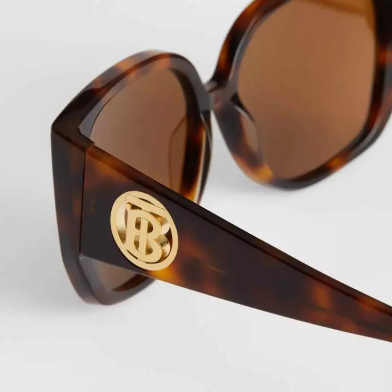 Burberry Oversized Butterfly Frame Sunglasses - Image 2