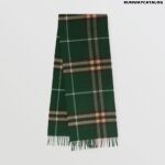 Burberry The Classic Check Cashmere Scarf