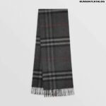 Burberry The Classic Check Cashmere Scarf