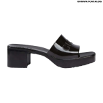 Gucci Women’s rubber slide sandal