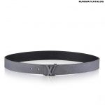 LV INITIALS TAIGA LEATHER BELT