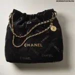 CHANEL 22 Handbag