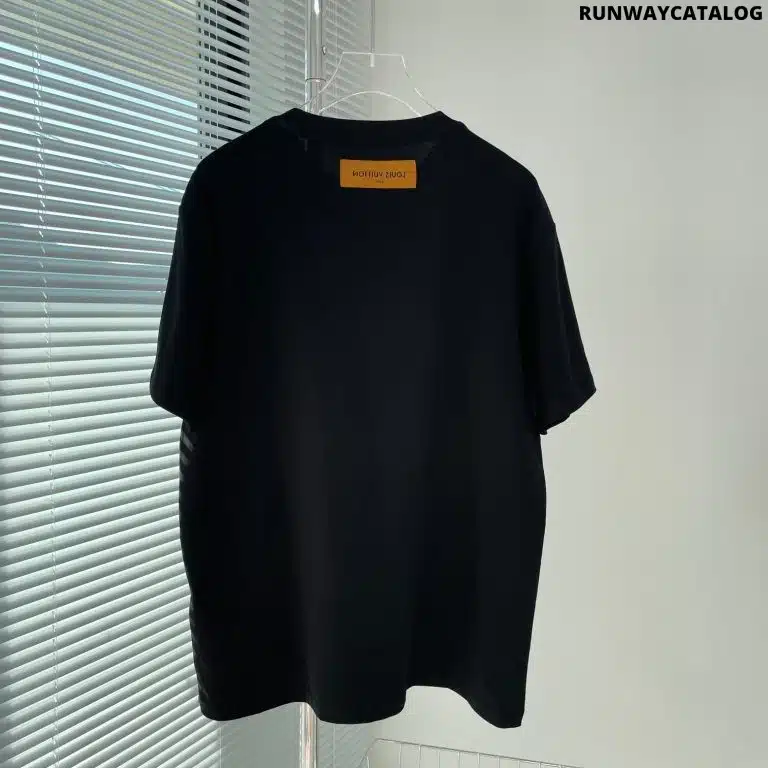 Louis Vuitton Black T-Shirt - Image 4