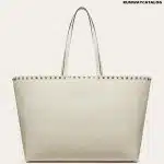 ROCKSTUD GRAINY CALFSKIN TOTE BAG