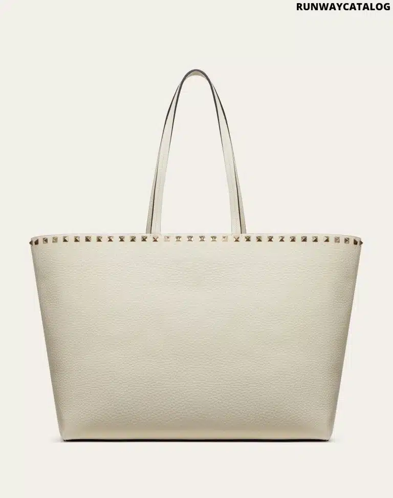 ROCKSTUD GRAINY CALFSKIN TOTE BAG