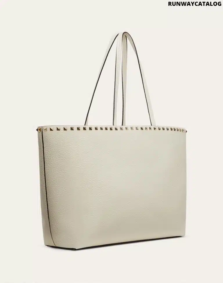 ROCKSTUD GRAINY CALFSKIN TOTE BAG - Image 7