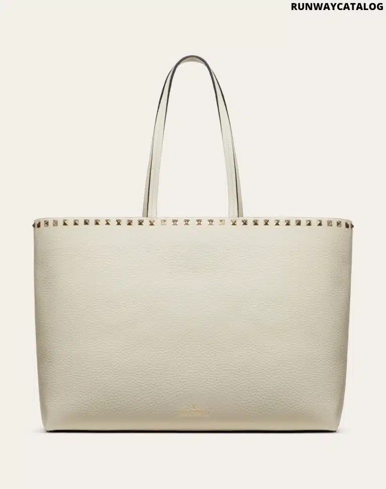 ROCKSTUD GRAINY CALFSKIN TOTE BAG - Image 6