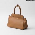 Medium leather tote bag