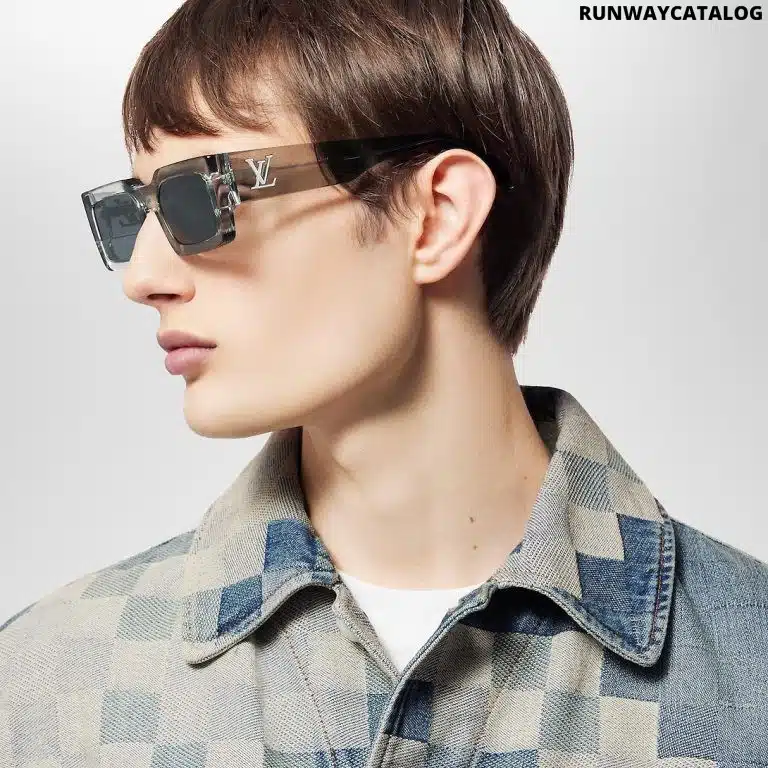 LV Clash Low Square Sunglasses - Image 4