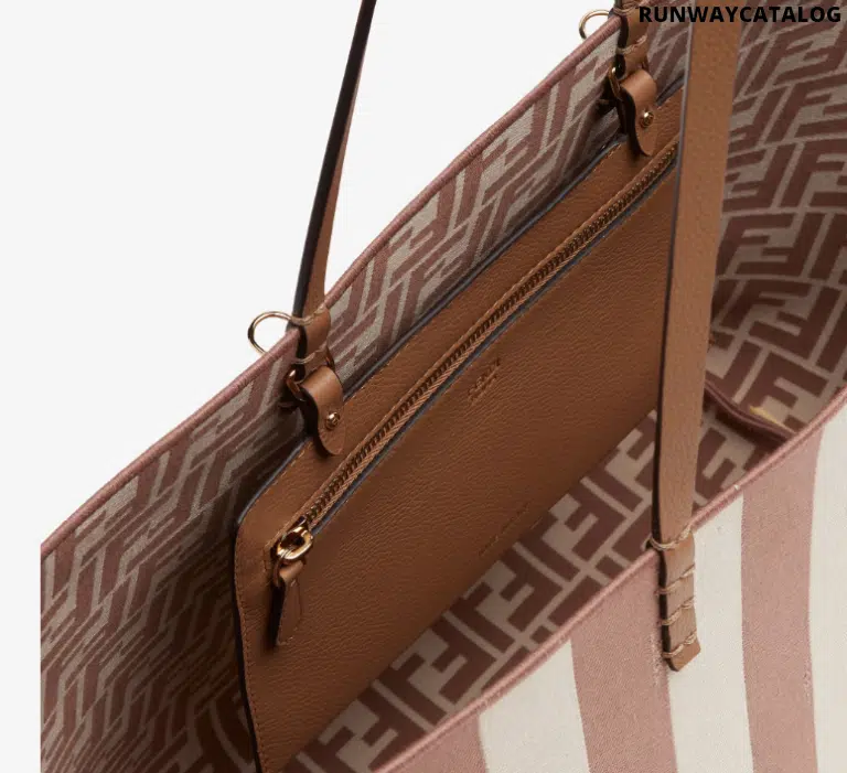 Reversible shopper in Pequin striped and beige FF fabric - Image 3