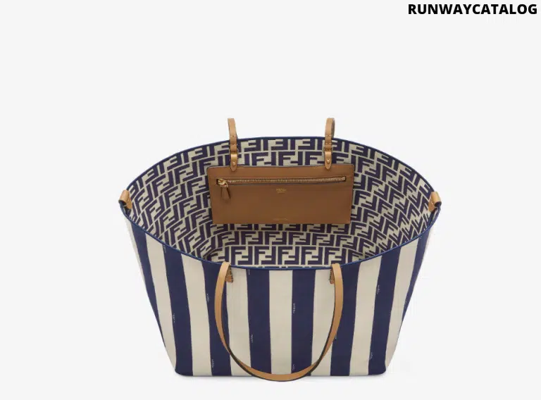 Reversible shopper in Pequin striped and beige FF fabric - Image 3