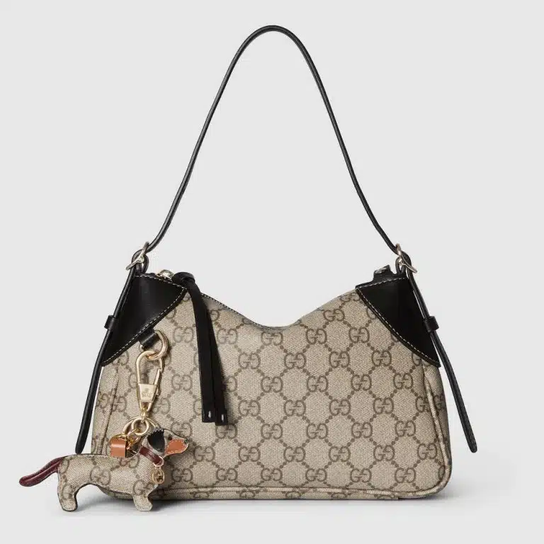 GG EMBLEM SMALL SHOULDER BAG - Image 4