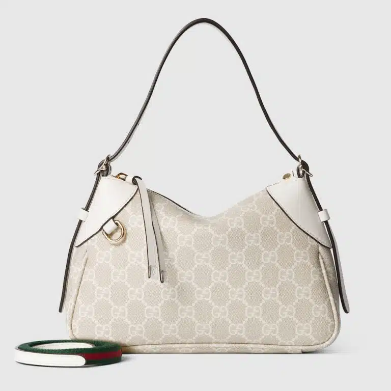 GG EMBLEM SMALL SHOULDER BAG