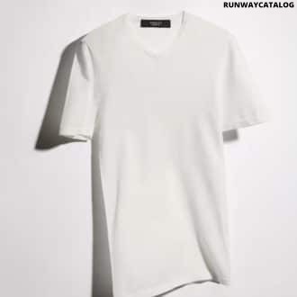 Stretch nylon T-shirt