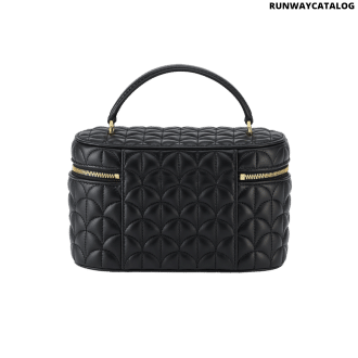 Divas’ Dream Vanity