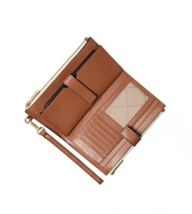 Vanilla Jet Set Signature Logo Wallet - Image 2