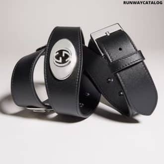 Belt with square buckle