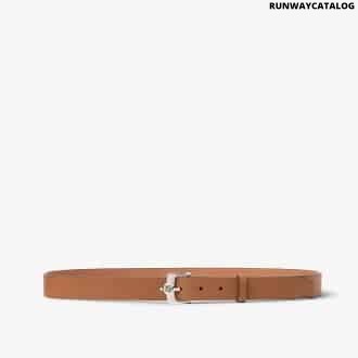 Natural-coloured leather belt
