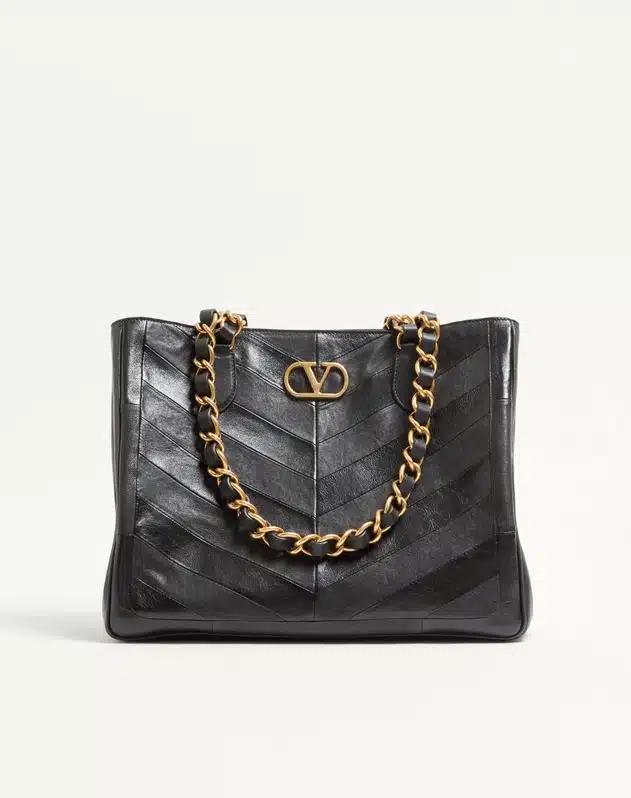 Valentino Garavani Laseine Shopping Bag In Nappa Leather With A Chevron Pattern