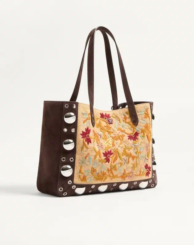 Valentino Garavani Nellcôte Medium Embroidered Shopping Bag - Image 3