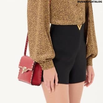 Small Rockstud Grainy Calfskin Crossbody Bag