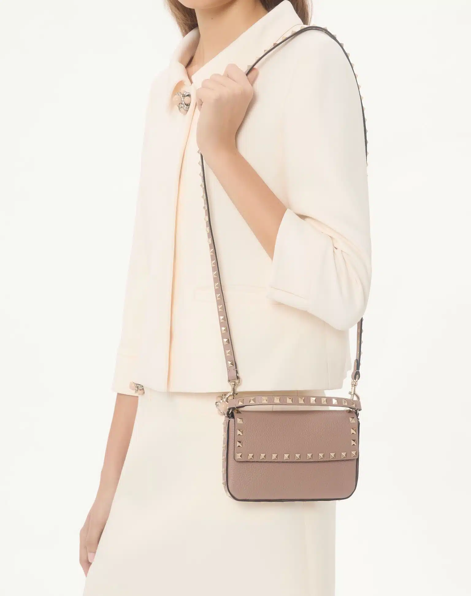 Rockstud Grainy Calfskin Pouch