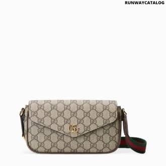 Ophidia pochette