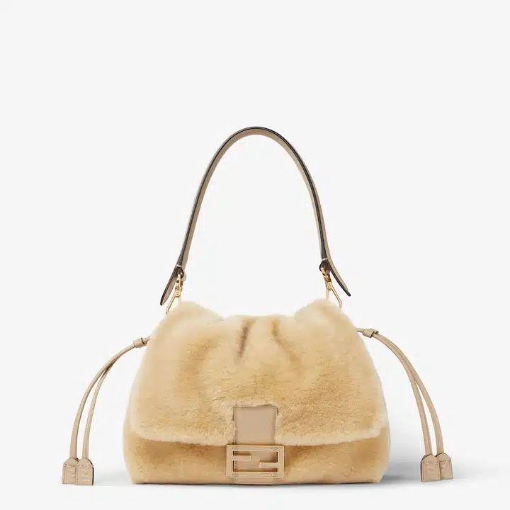 Mamma Baguette Medium Beige shearling bag