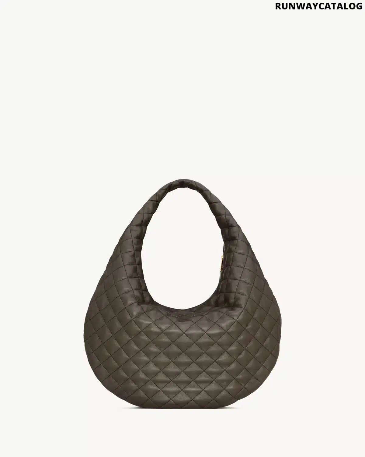 ICARE HOBO IN QUILTED NAPPA LIGHT MUSK - Image 2